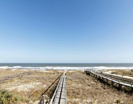 K007 Beach Times View of walkway to beach
