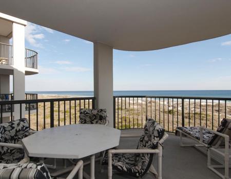 W040 Michael Oceanfront balcony view
