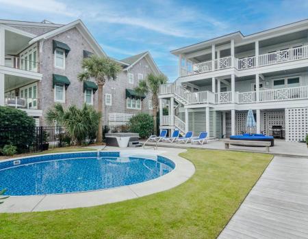 Vacation beach house with pool