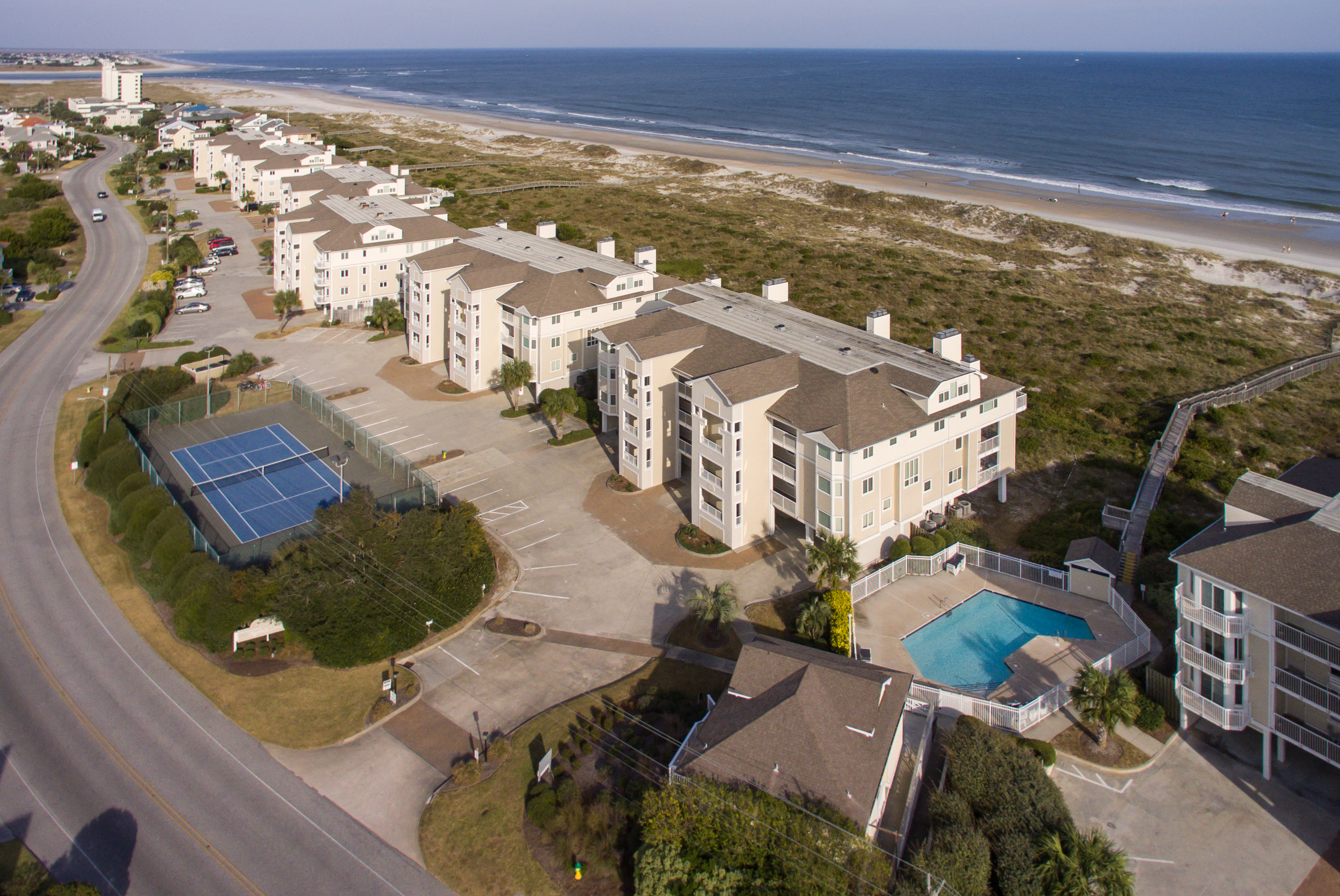 Wrightsville Dunes Beach Bryant Real Estate If You Need A Three Bedroom Condo Facing The Ocean On North End Of Wrightsville Beach Dunes Is Place For